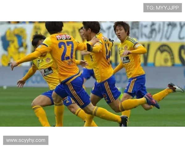 大分苦战格里森领红牌，十人阵容人阵容逼平仙台